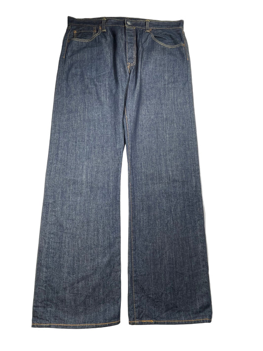 Levis Jeans - 38