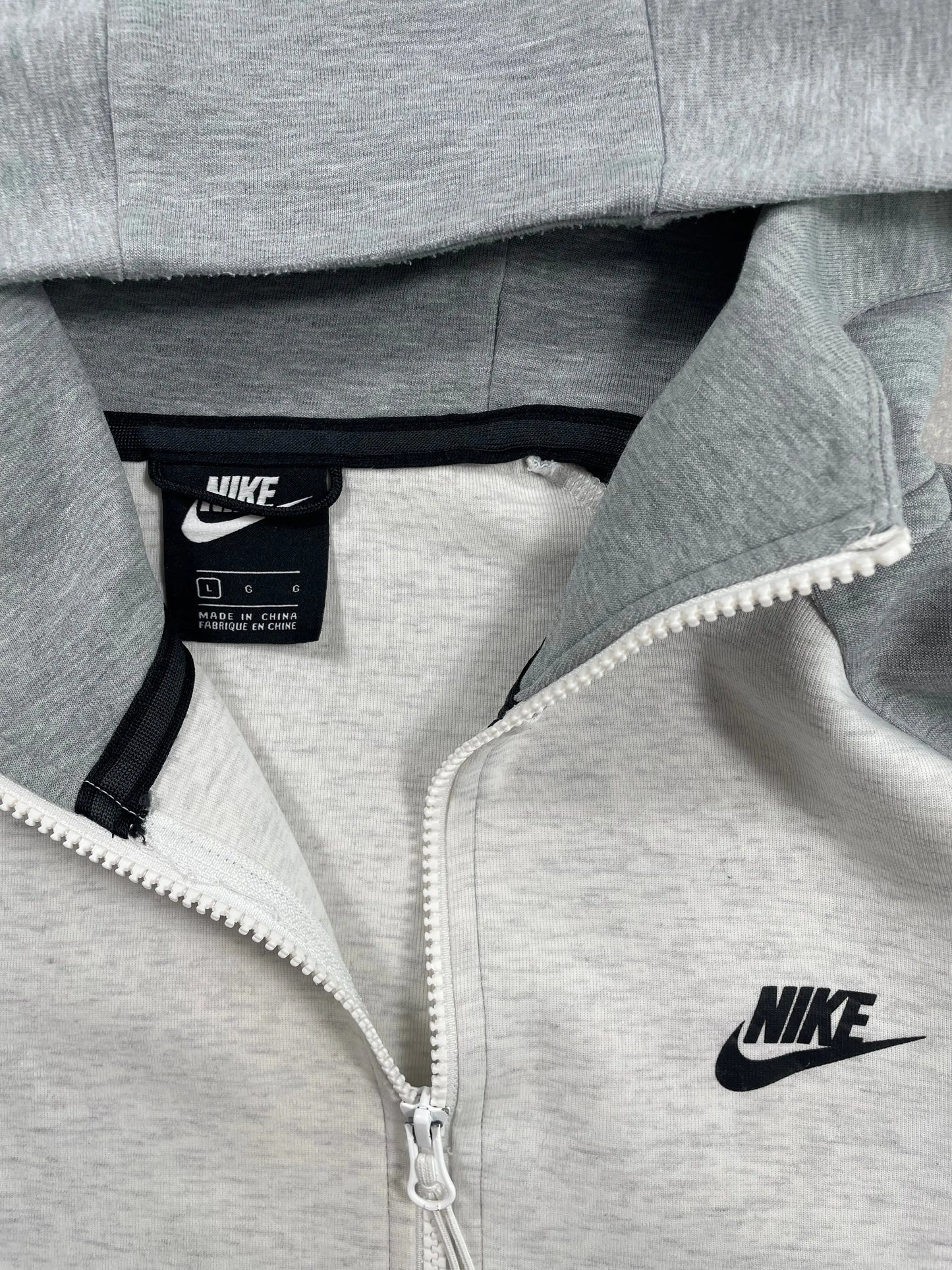 Nike Tech fleece Jacket - L Trésor d'Art