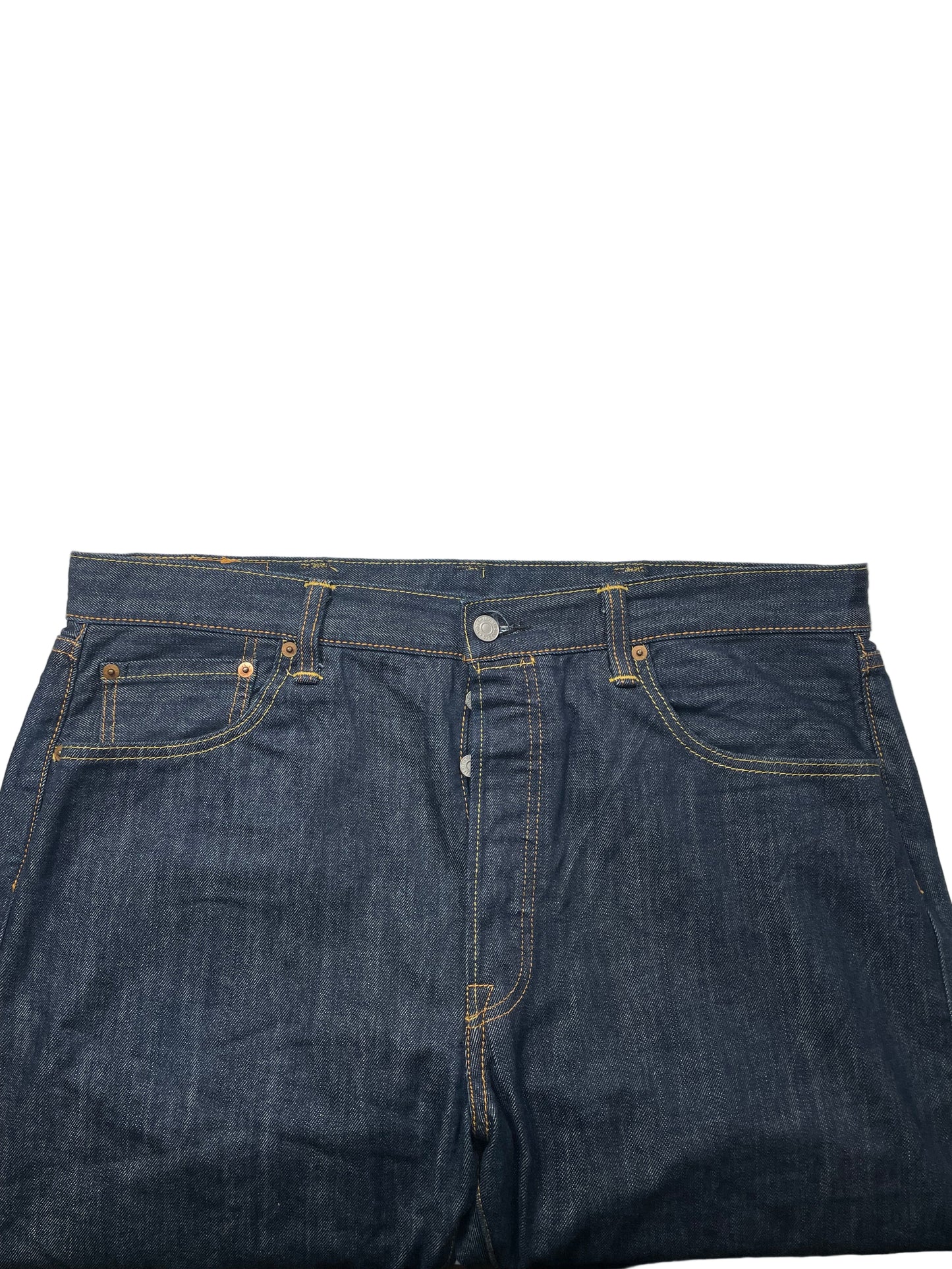 Levis Jeans - 38